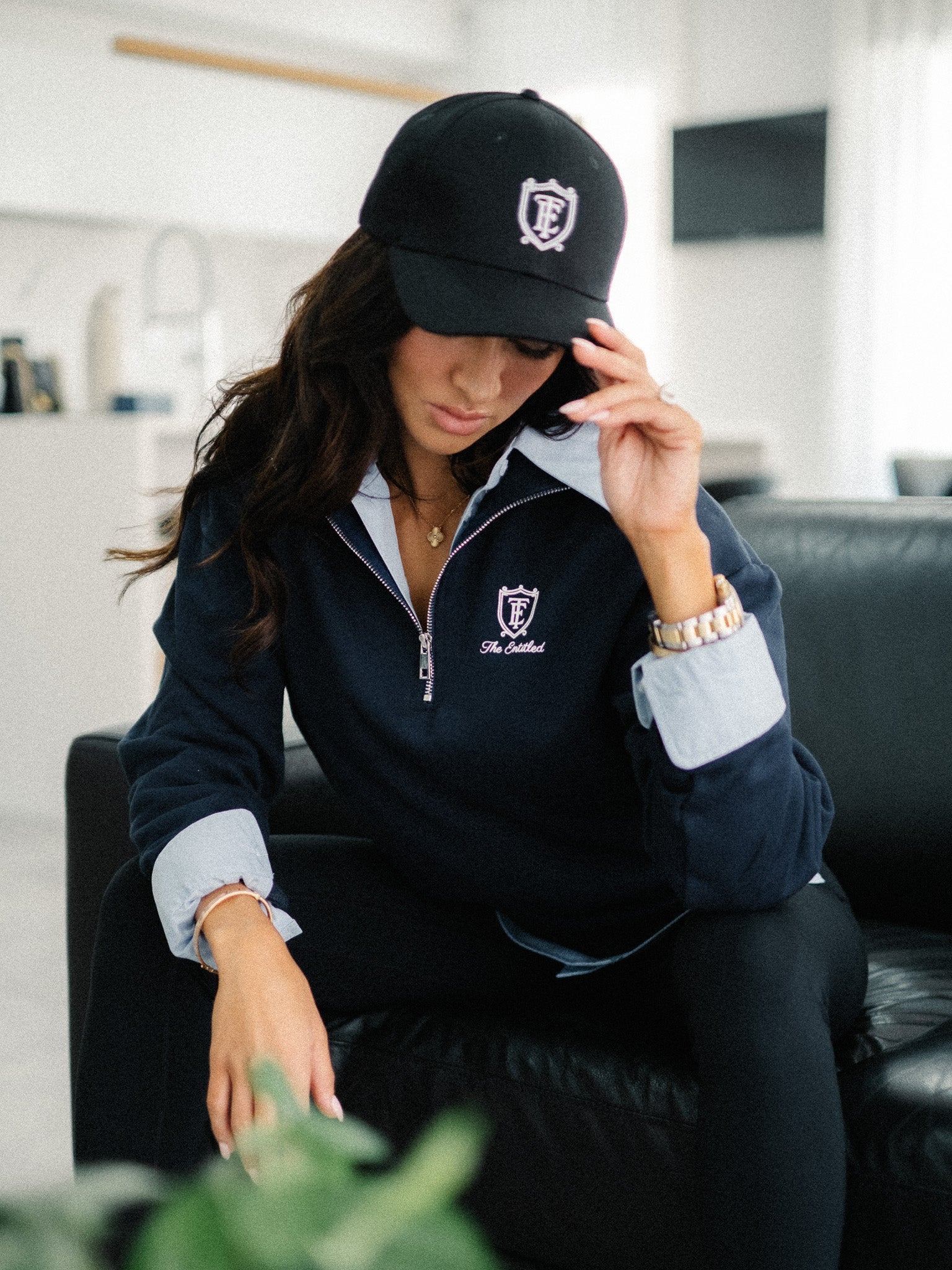 The Crest Cap - Black